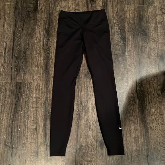 Nike leggings